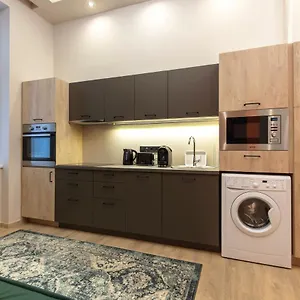  Apartman E12 Boutique